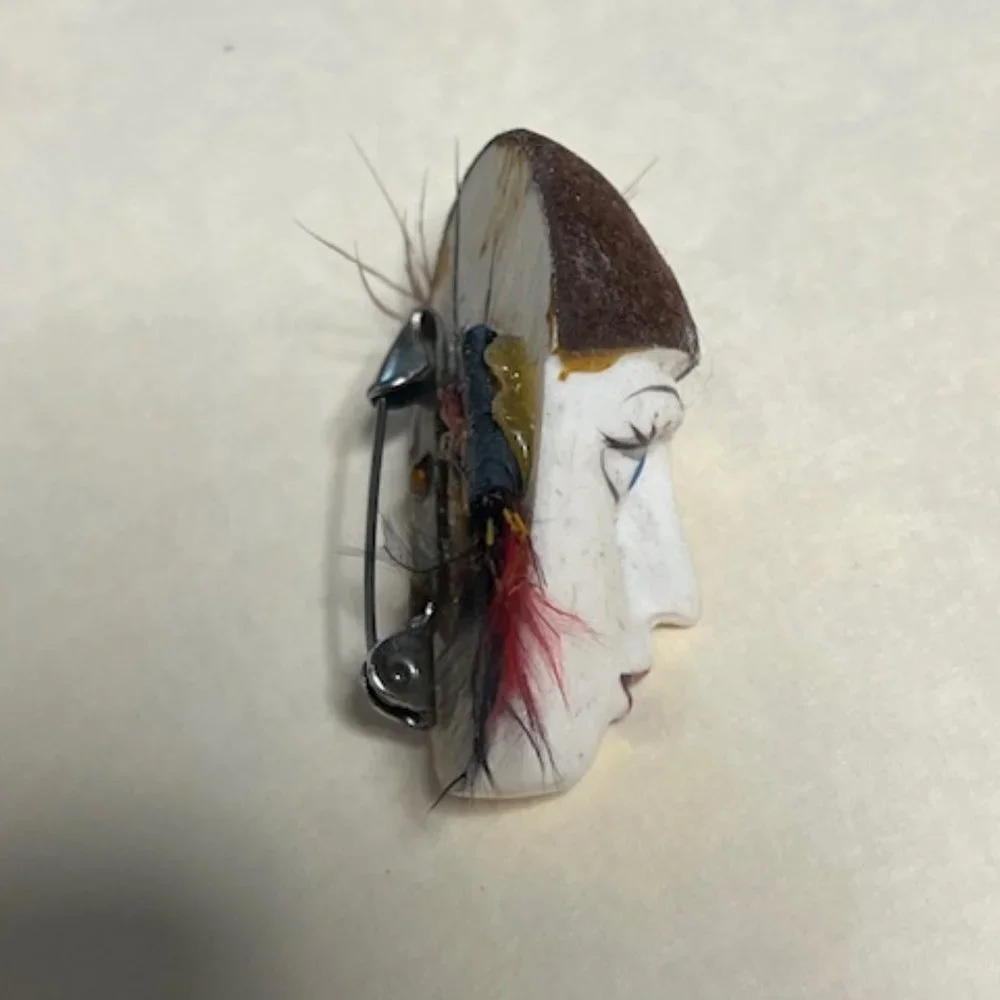 VTG Art Deco Lady Woman Head Brooch Pin Hand Painted Velvet Hat Blue Eyes 1.5